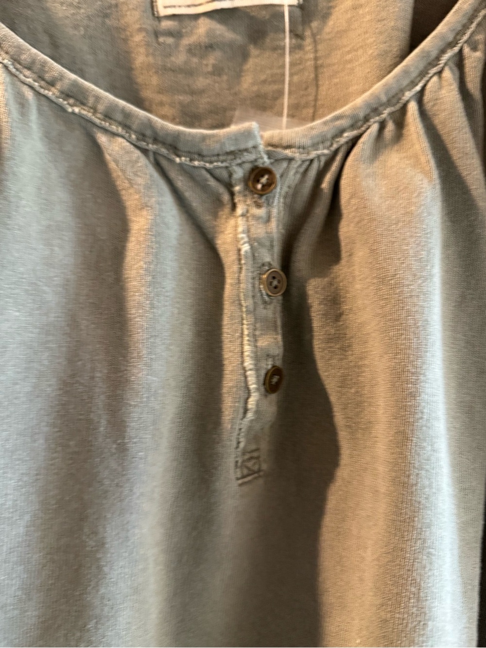 Free People We The Free Laurel Oak Green Smoke NWT XL Henley T Boho Cottagecore - Picture 2 of 7